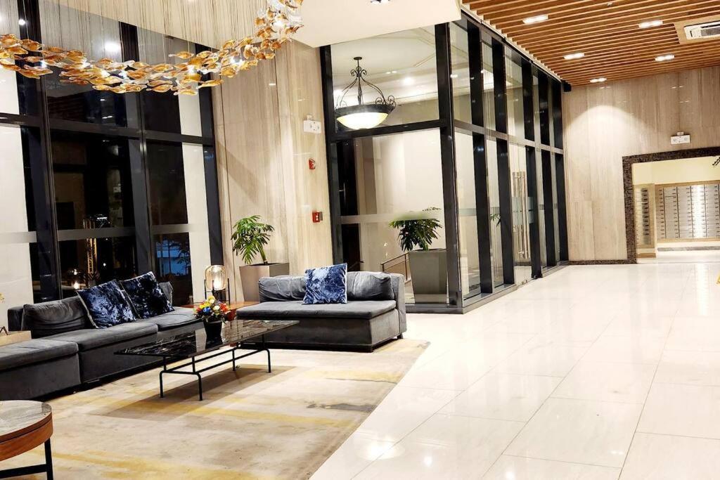 Casa Antonio At Uptown Parksuites Tower One Bgc Manila Exterior photo