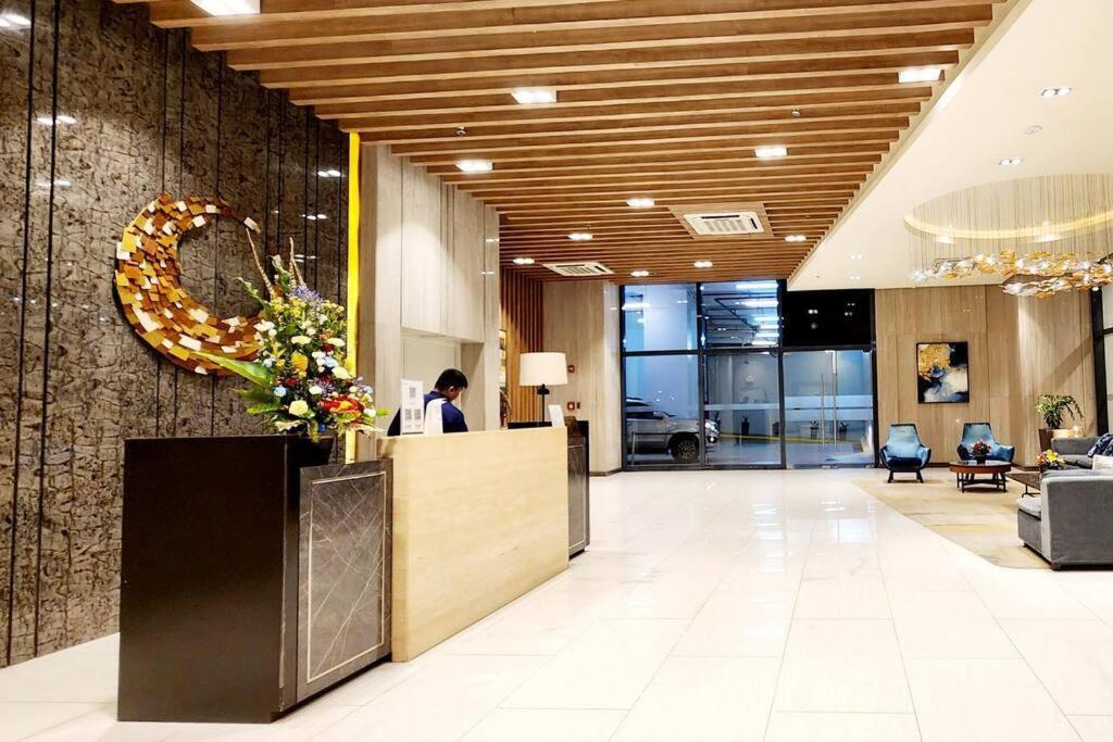 Casa Antonio At Uptown Parksuites Tower One Bgc Manila Exterior photo