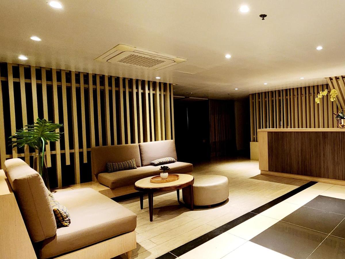 Casa Antonio At Uptown Parksuites Tower One Bgc Manila Exterior photo